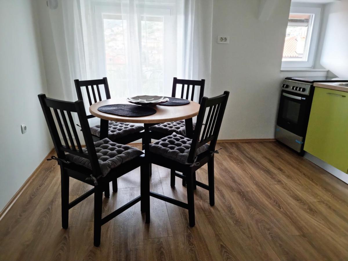 Apartment Julija โอปาติยา ภายนอก รูปภาพ